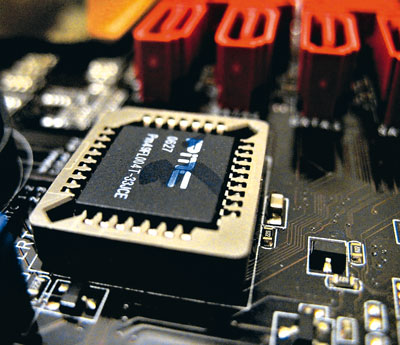 Bios chip-2.jpg