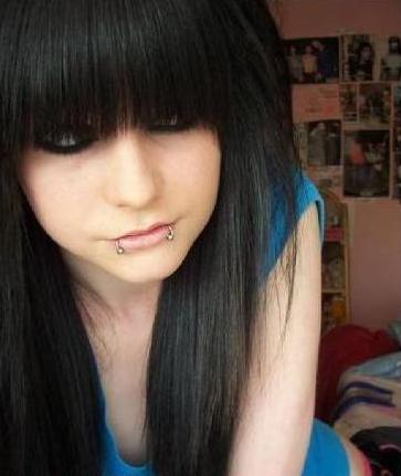 Pretty Emo Girl by emopunkmcr.jpg