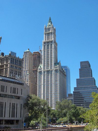 800px-WoolworthBuilding.JPG