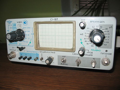 1280px-Osciloscope.jpg