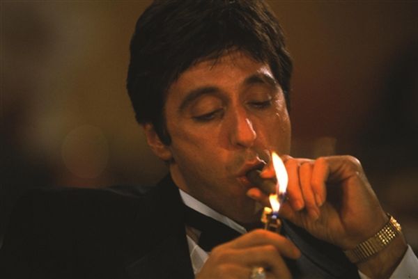 Al-pacino-in-scarface-large-picture.jpg